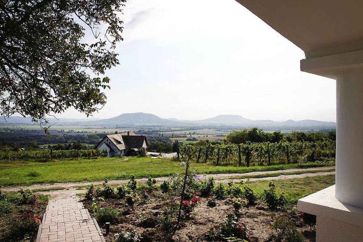 Casa Beata Villa Lesencetomaj Luaran gambar